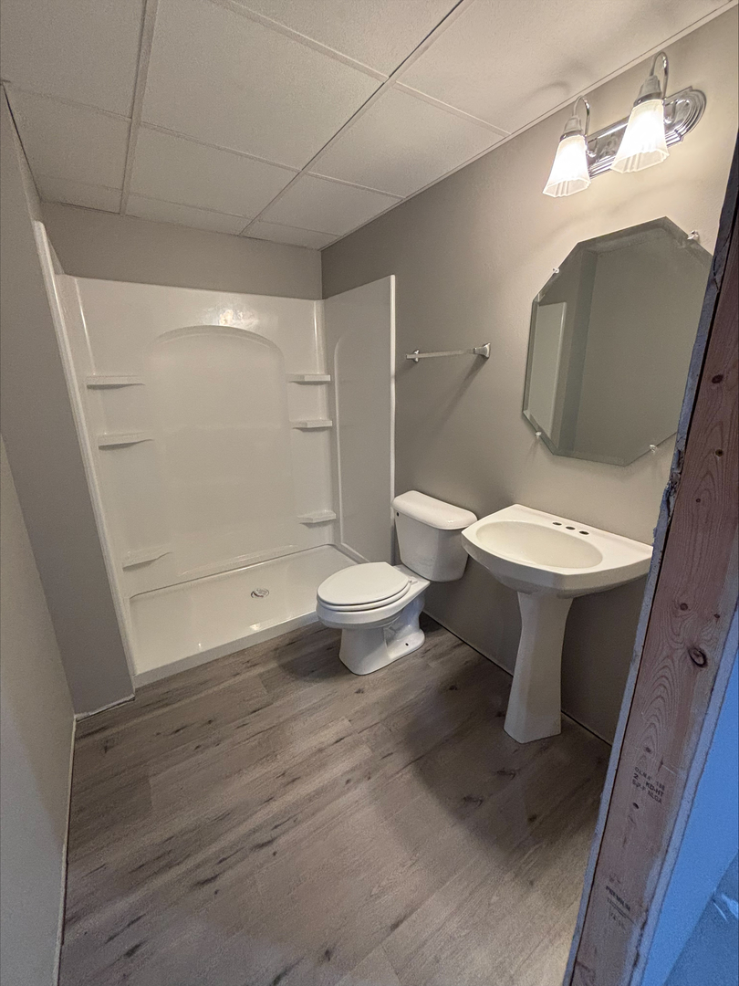 14106 Glenwood Court Property Photo 32
