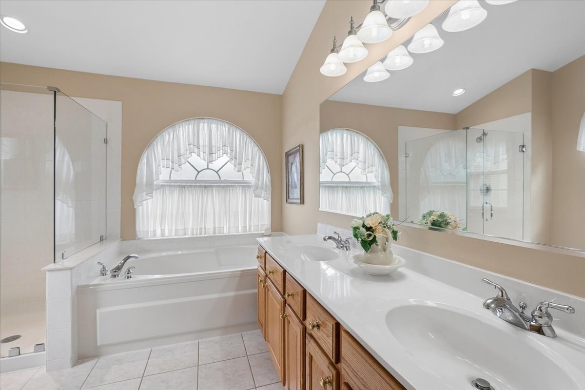 20 Bridlepath Drive Property Photo 15