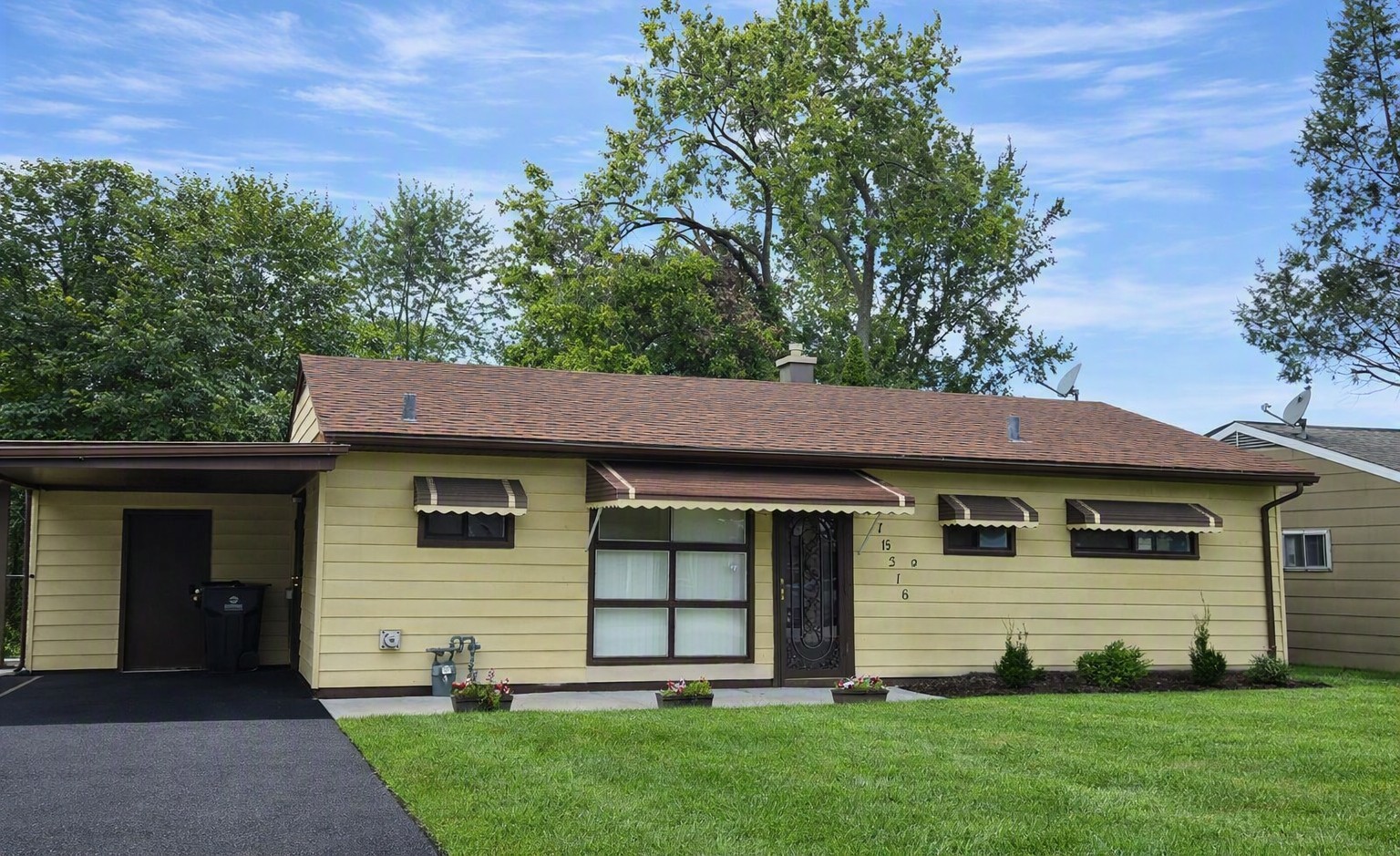 16516 Spaulding Avenue Property Photo 1