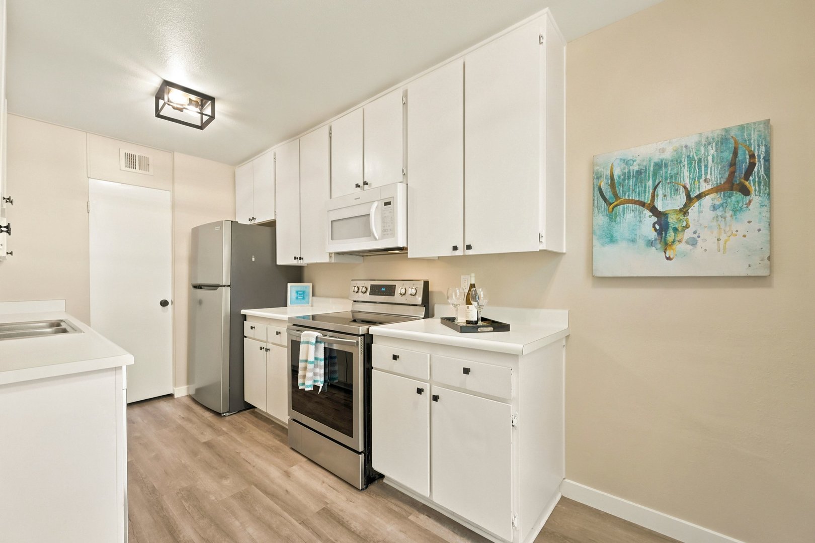4845 Collwood Boulevard A Property Photo 8