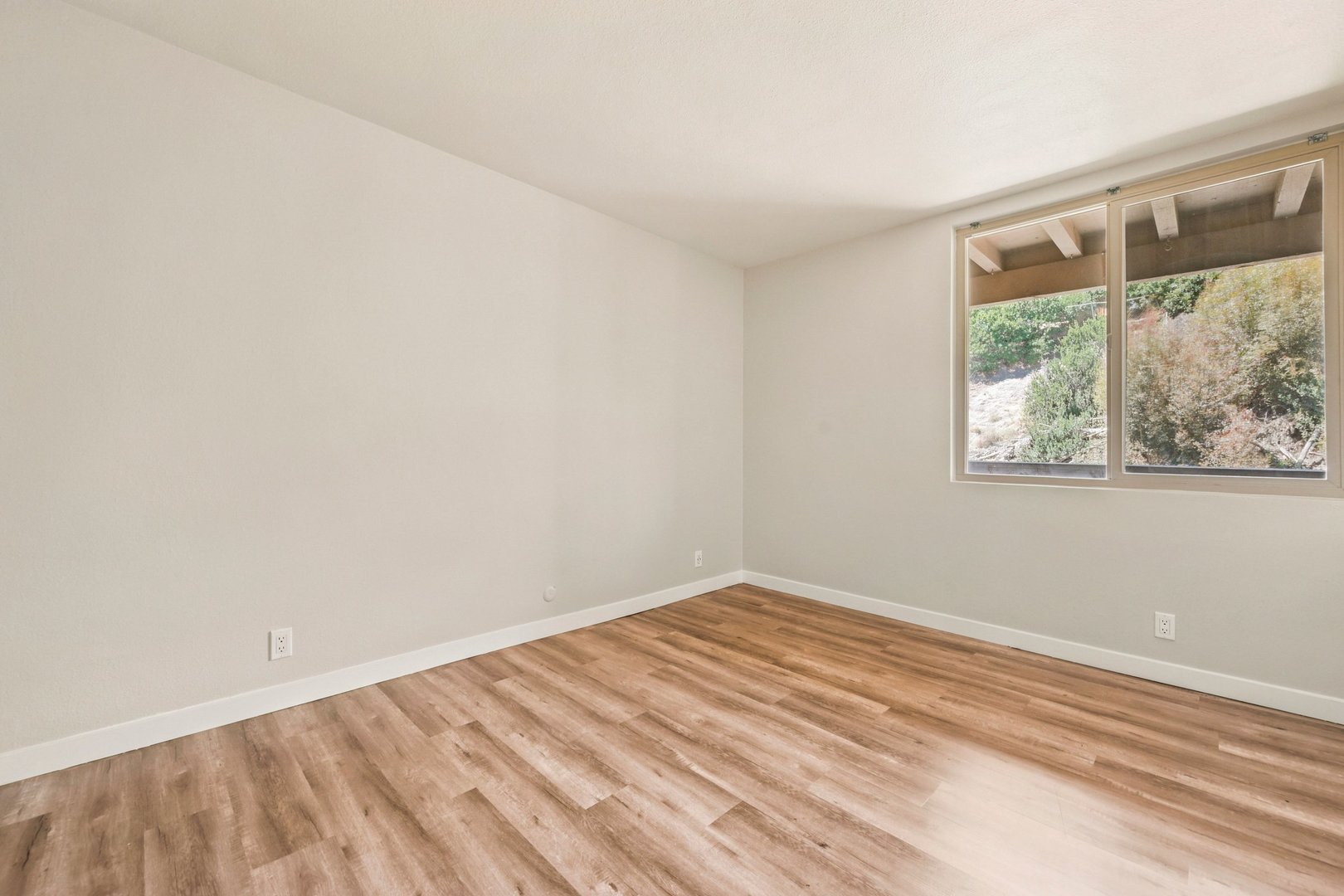 4845 Collwood Boulevard A Property Photo 15