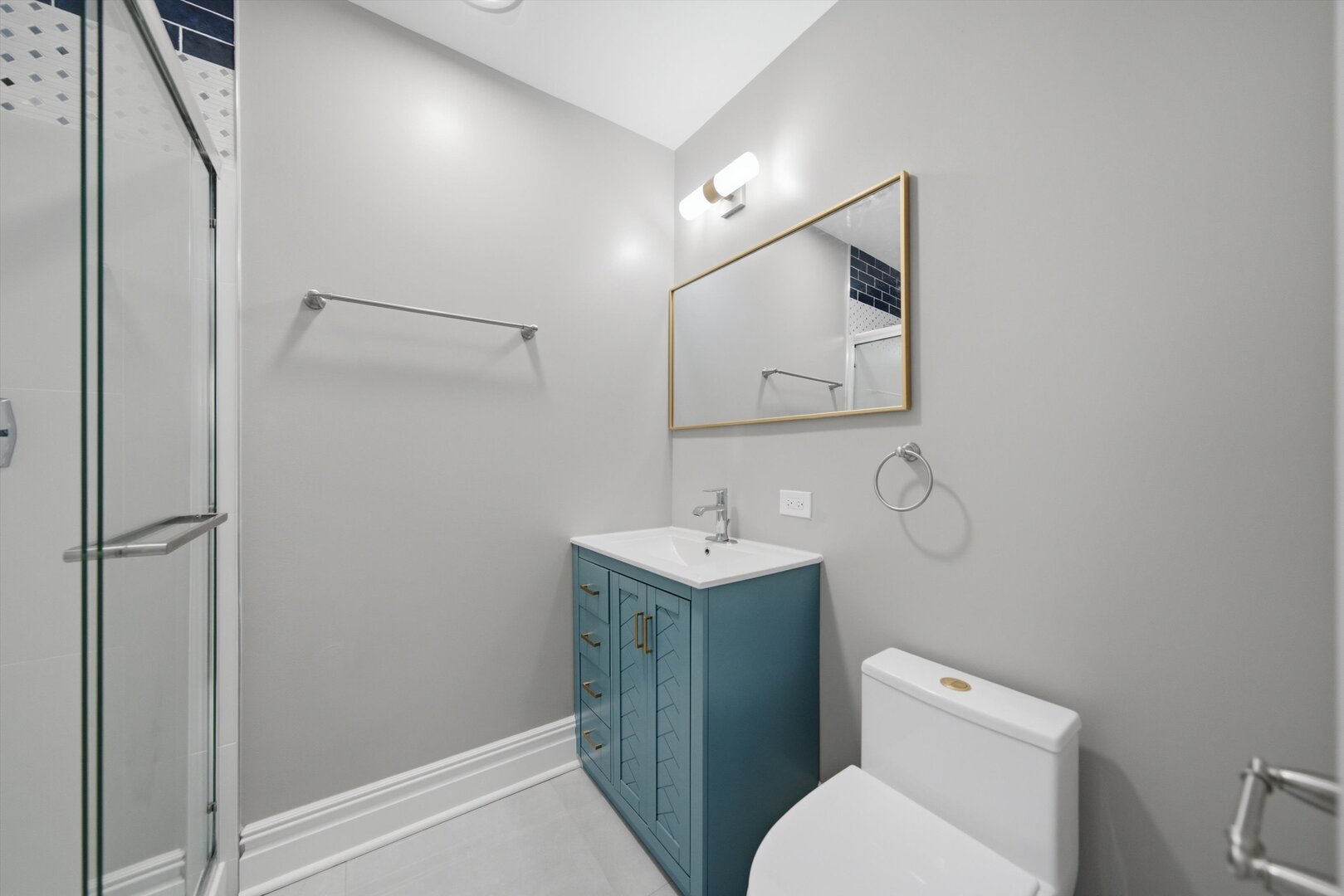12764103 Property Photo 13