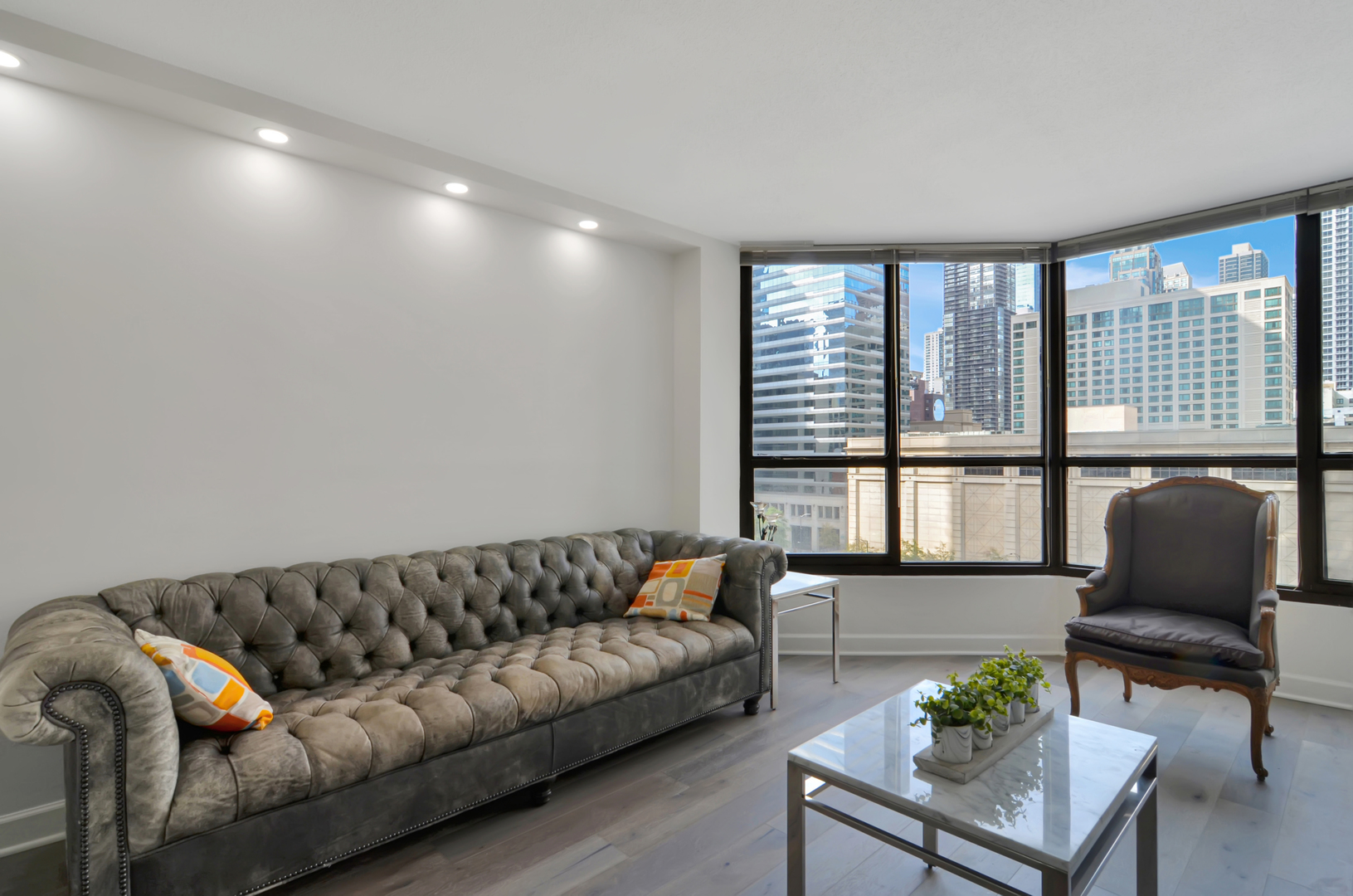 405 N Wabash Avenue 314 Property Photo 4