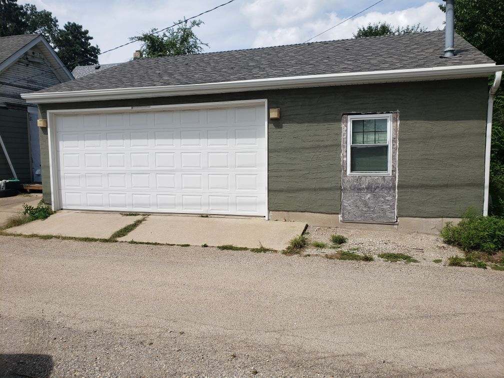 438 Tonti Street Property Photo 4