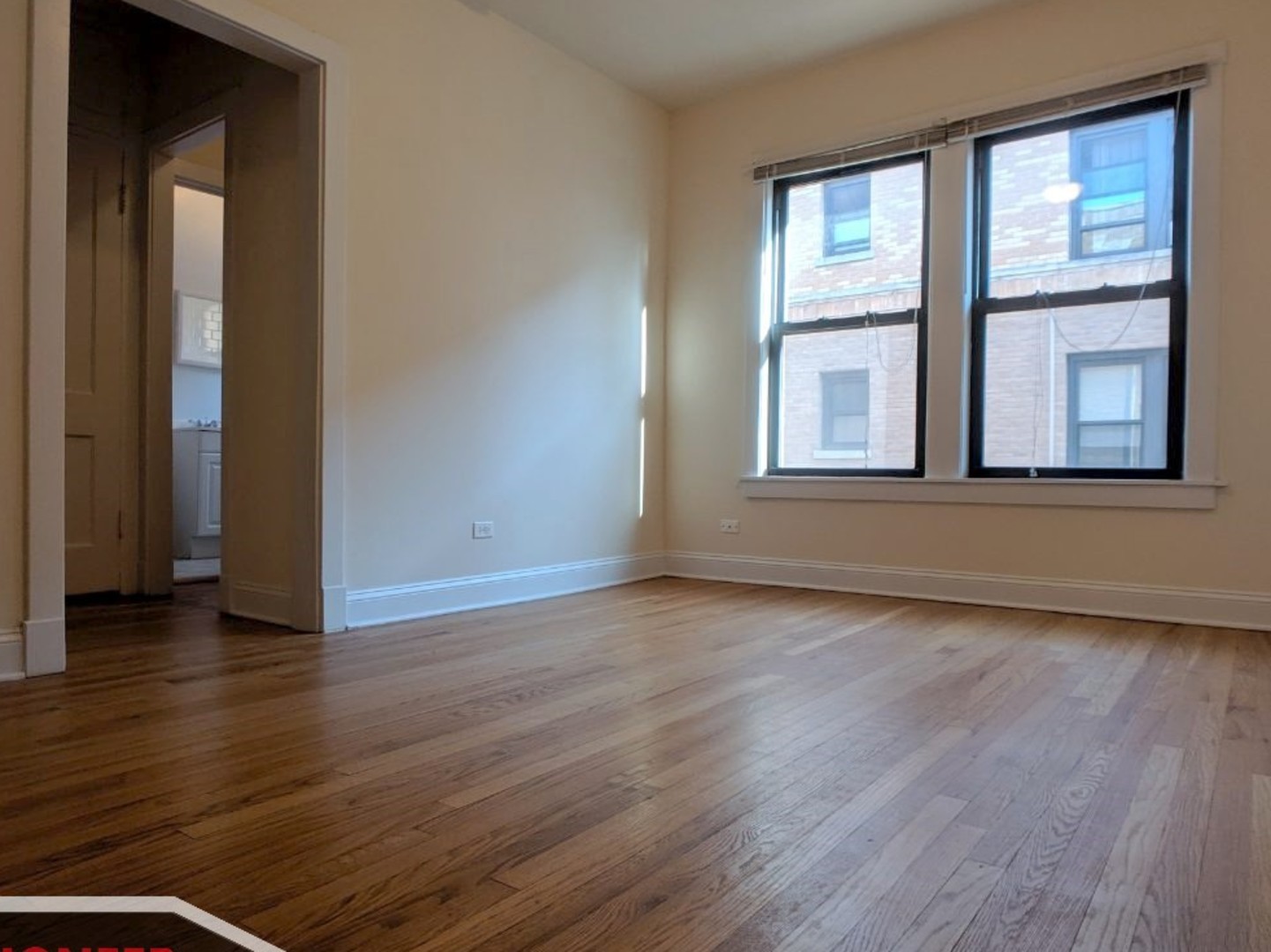 2621 N Spaulding Avenue 2e Property Photo 2