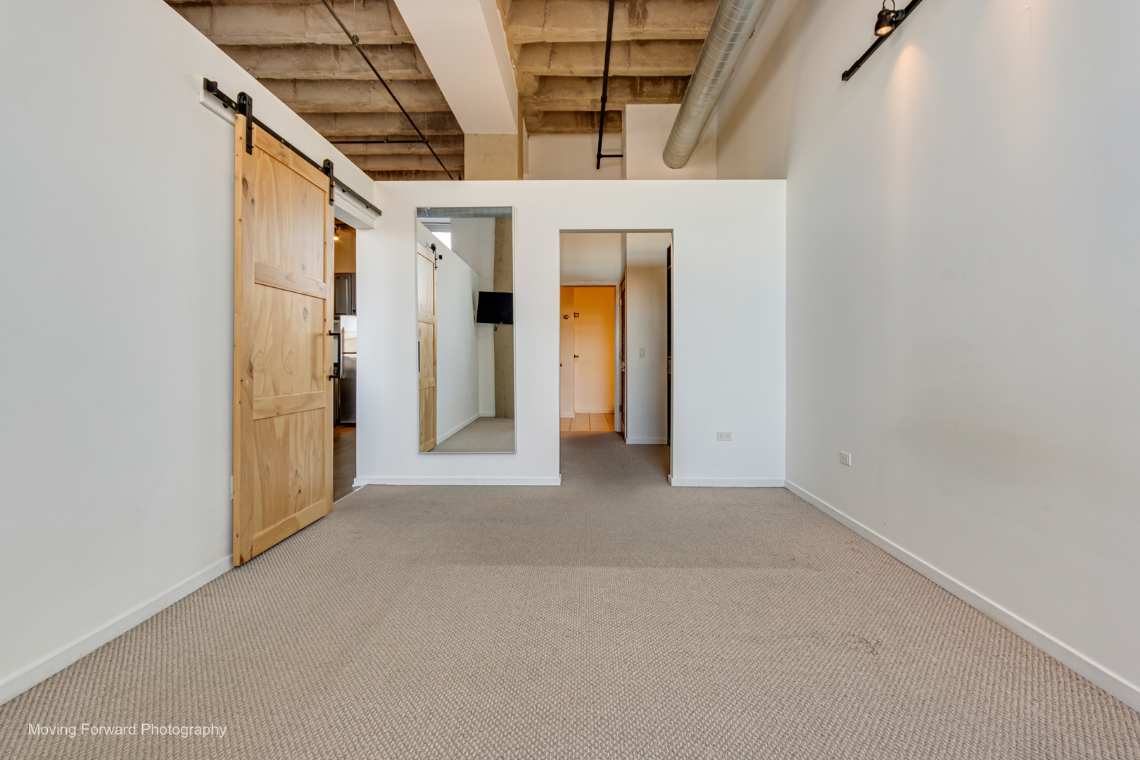 1645 W Ogden Avenue 505 Property Photo 10