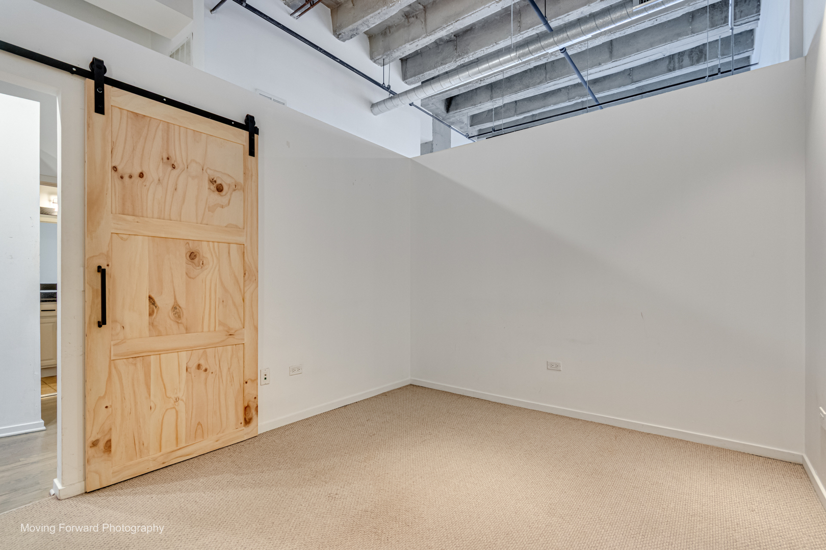 1645 W Ogden Avenue 505 Property Photo 17