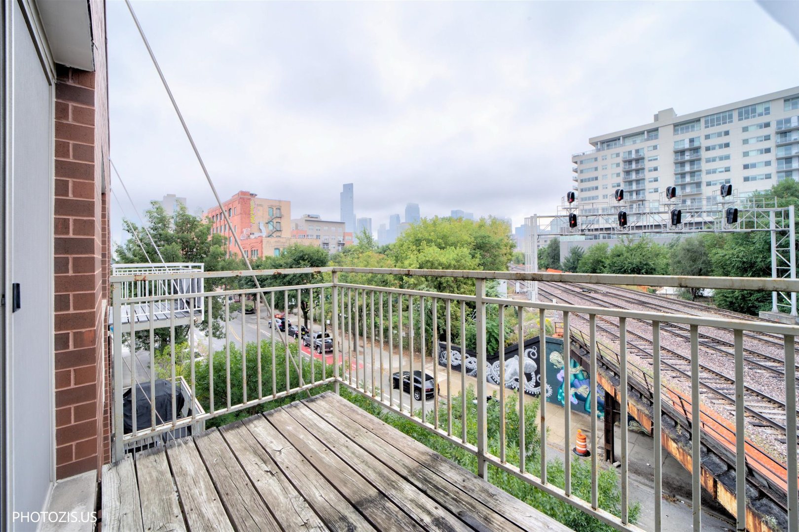 912 W Chicago Avenue 403 Property Photo 11
