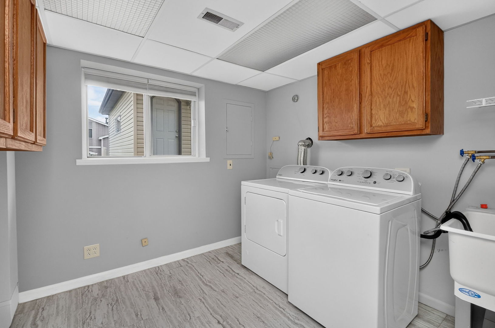 16825 Vicky Lane Property Photo 16