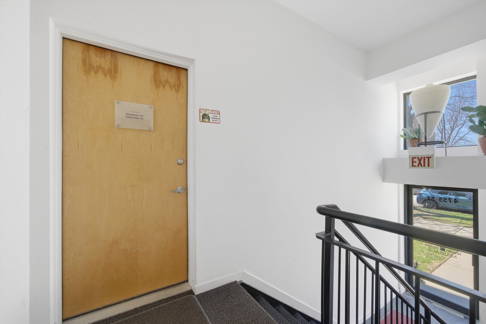 1733 W Lawrence Avenue Cu2 Property Photo 2