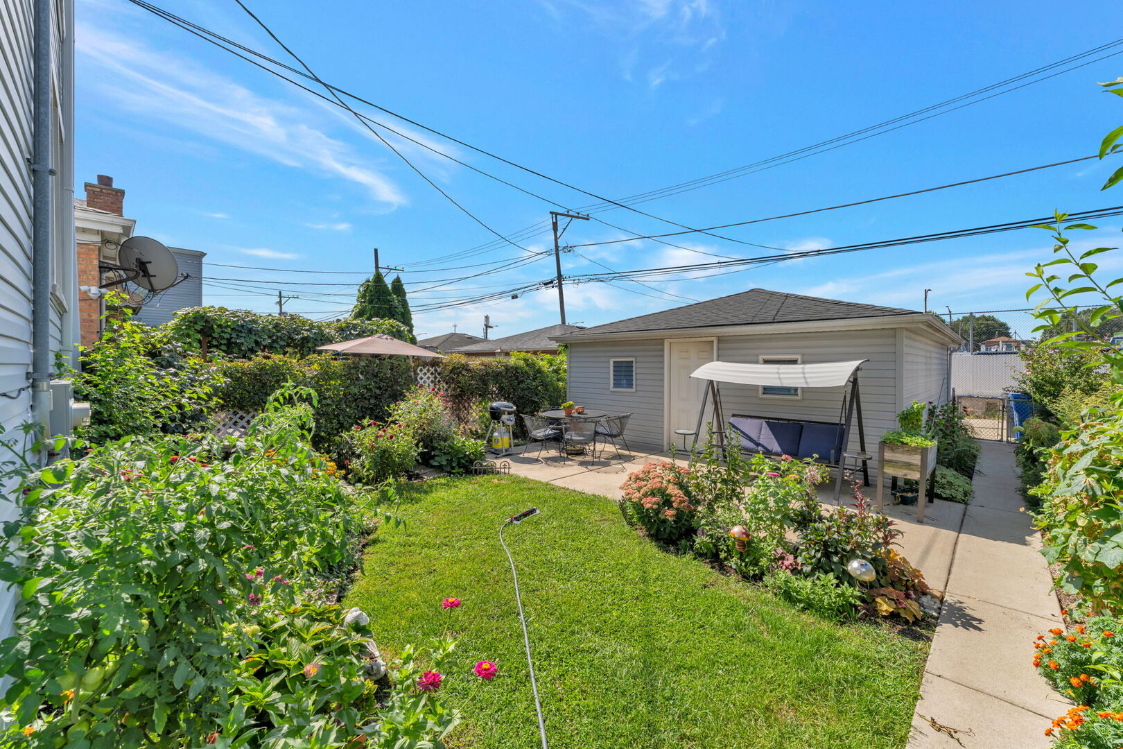 12764178 Property Photo 24