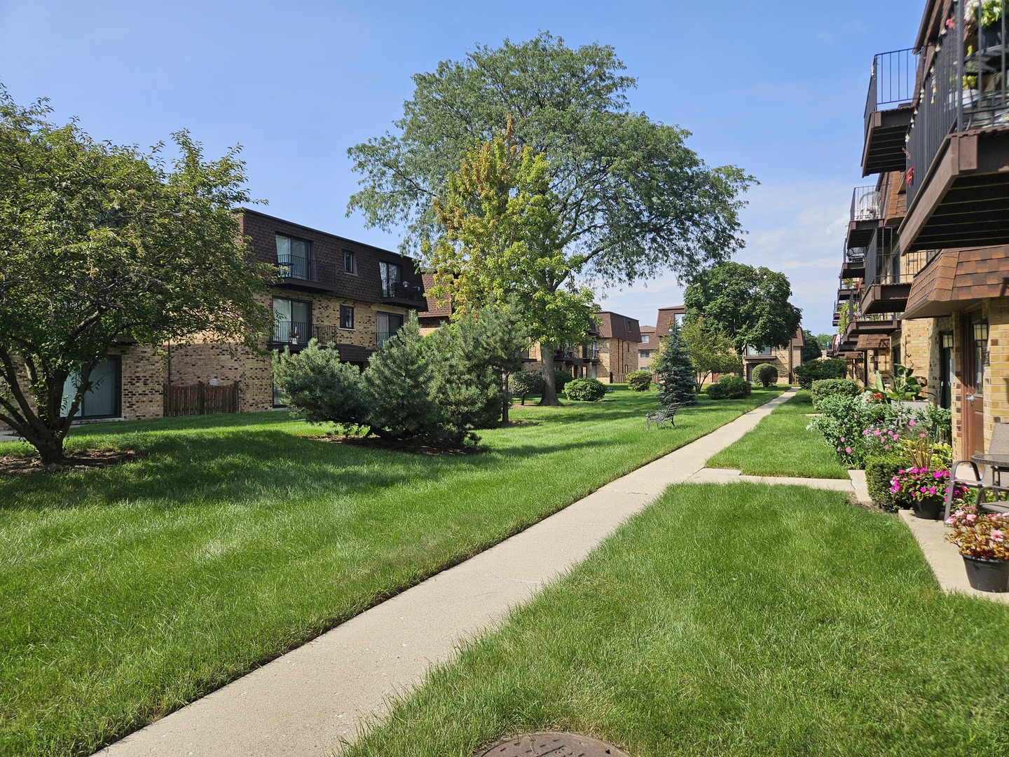 9709 Bianco Terrace E Property Photo 19