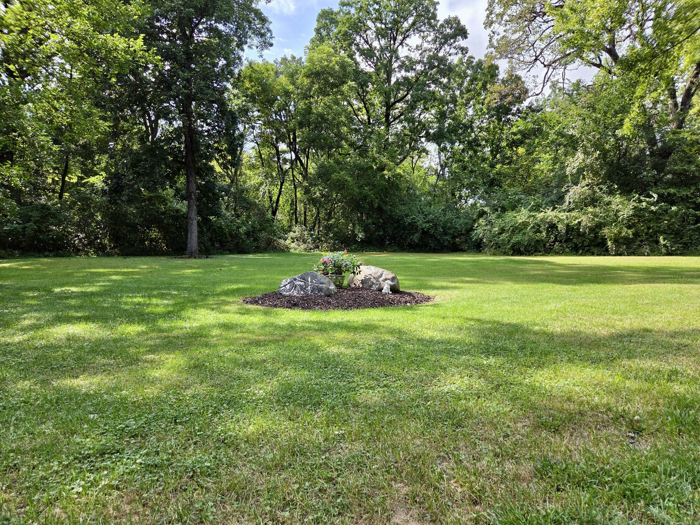 2n720 Woodcrest Drive Property Photo 40