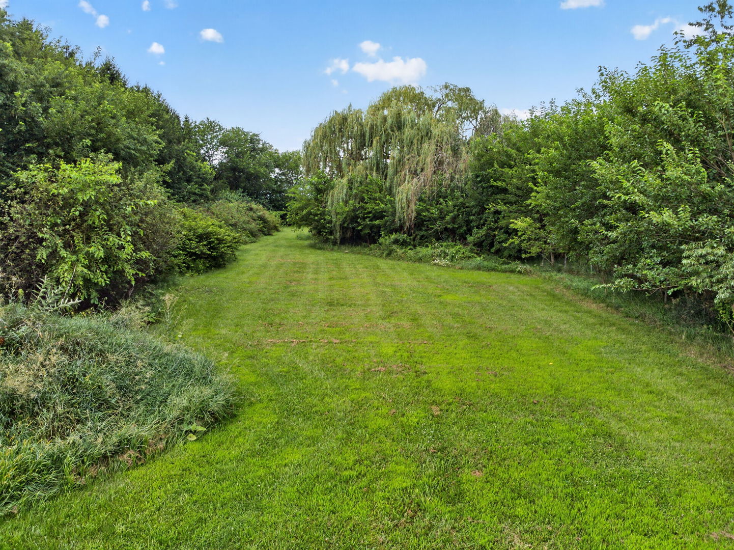 333 E Joliet Road Property Photo 15
