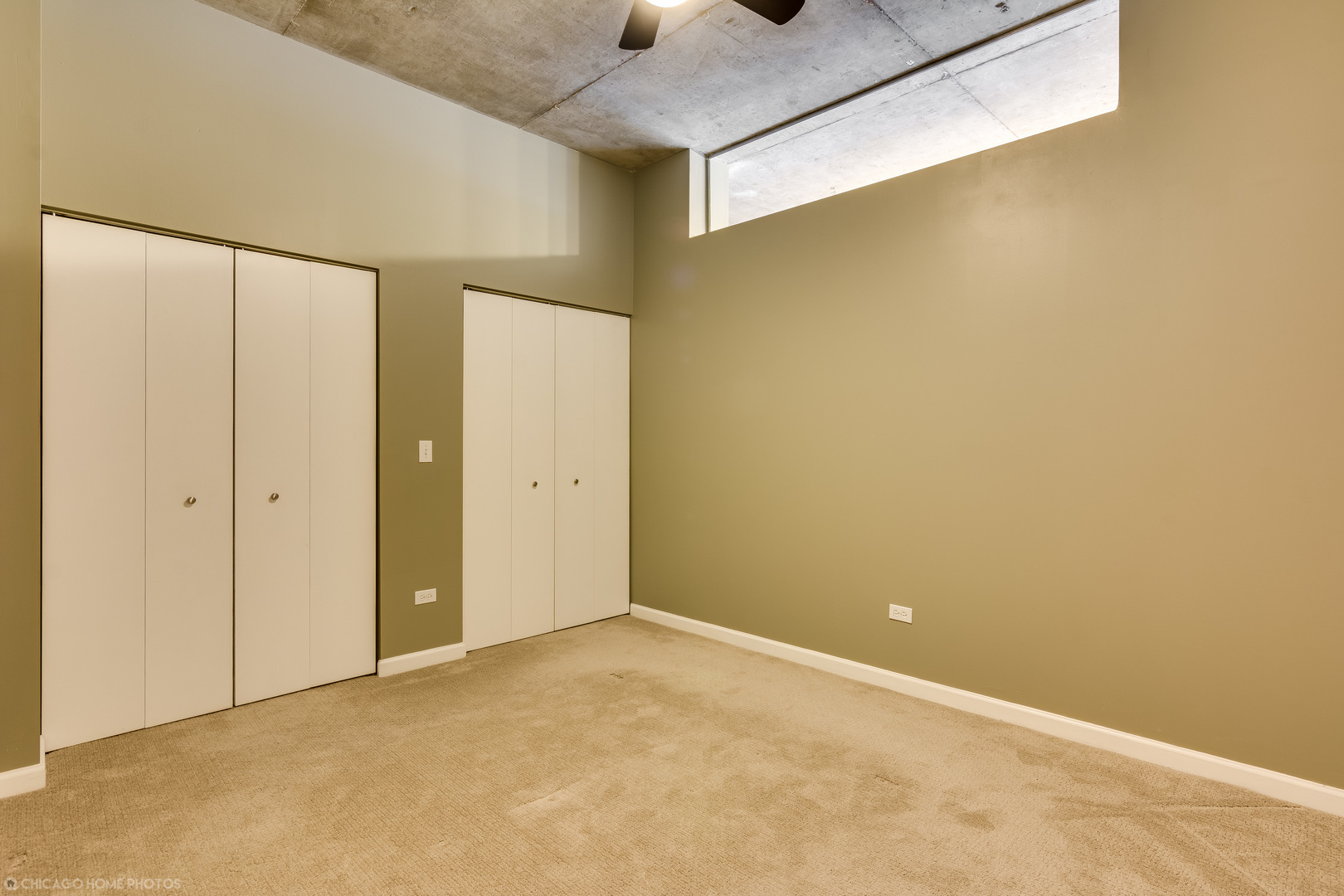 1122 W Catalpa Avenue 402 Property Photo 7