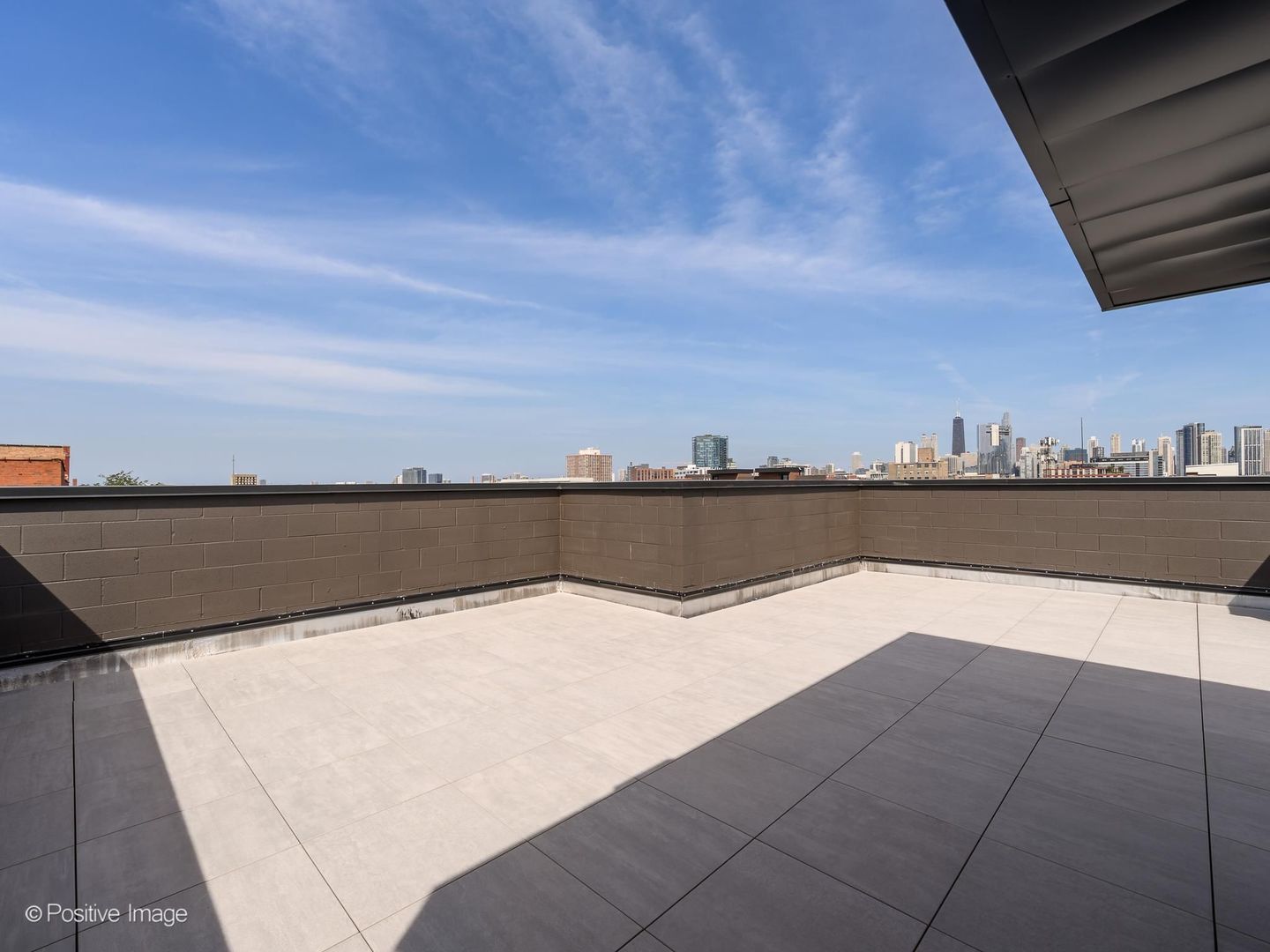 1345 W Grand Avenue 4n Property Photo 22