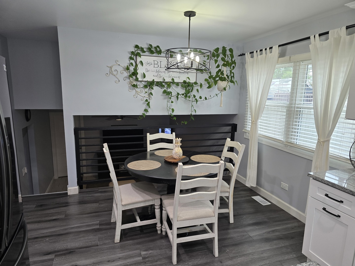 14802 S Cleveland Avenue Property Photo 5
