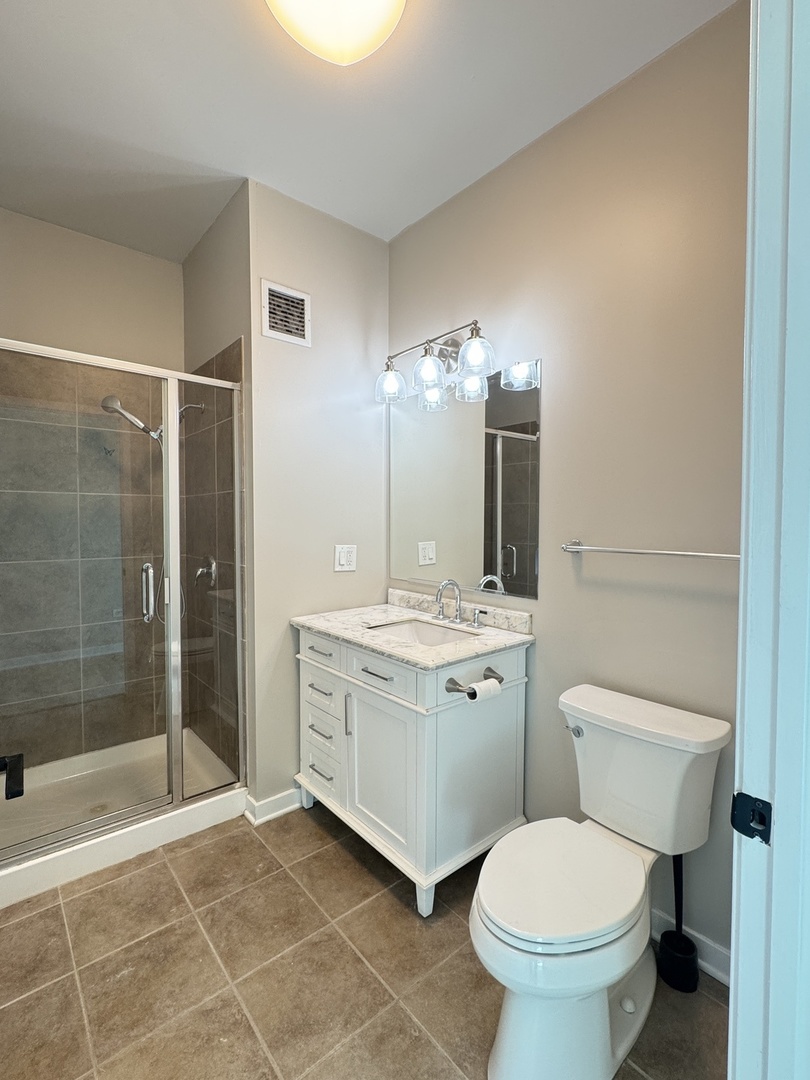 757 N Orleans Street 812 Property Photo 8