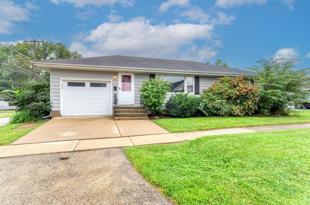 23929 W Chicago Street Property Photo 2