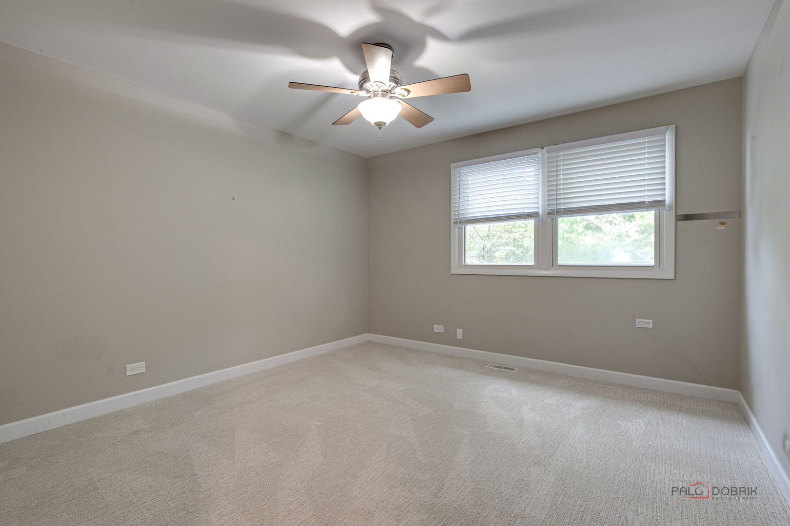 562 Applegate Lane Property Photo 22