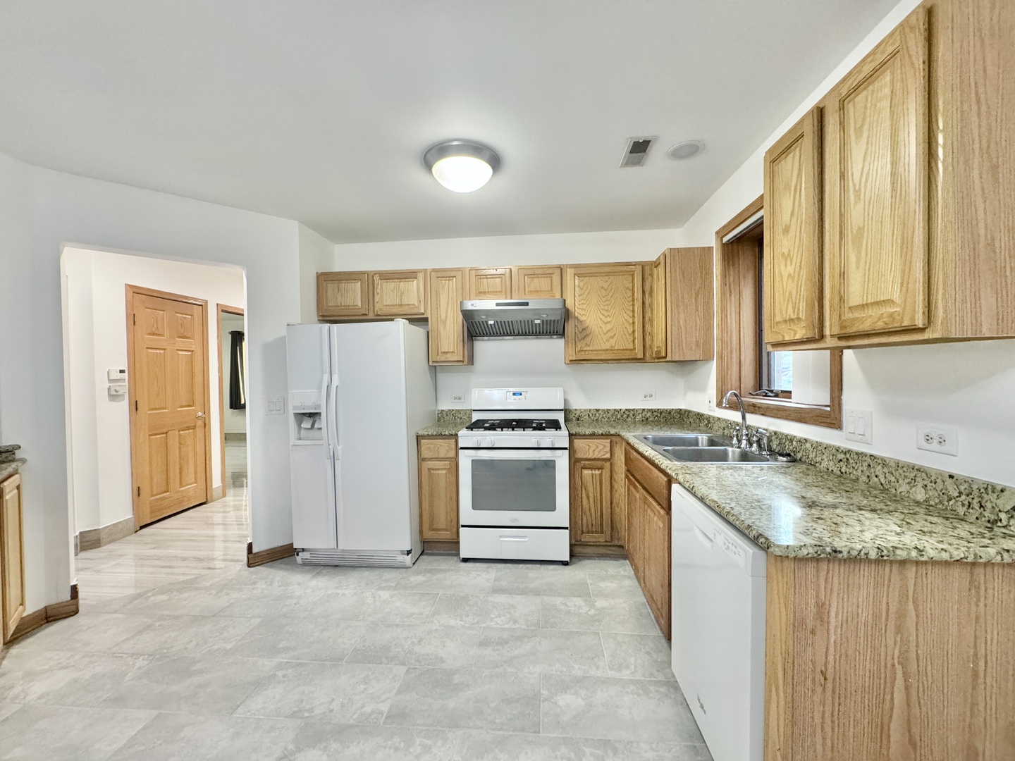 5965 N Northwest Highway 101 Property Photo 20