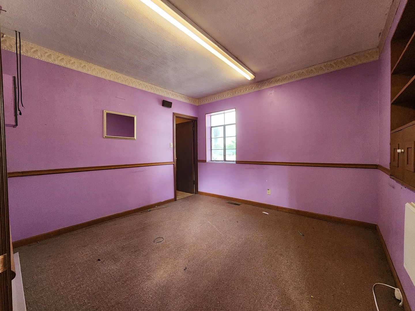 409 S Hill Street Property Photo 12