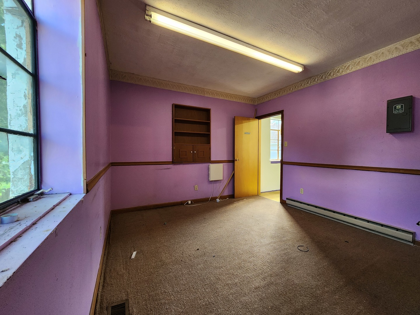 409 S Hill Street Property Photo 13
