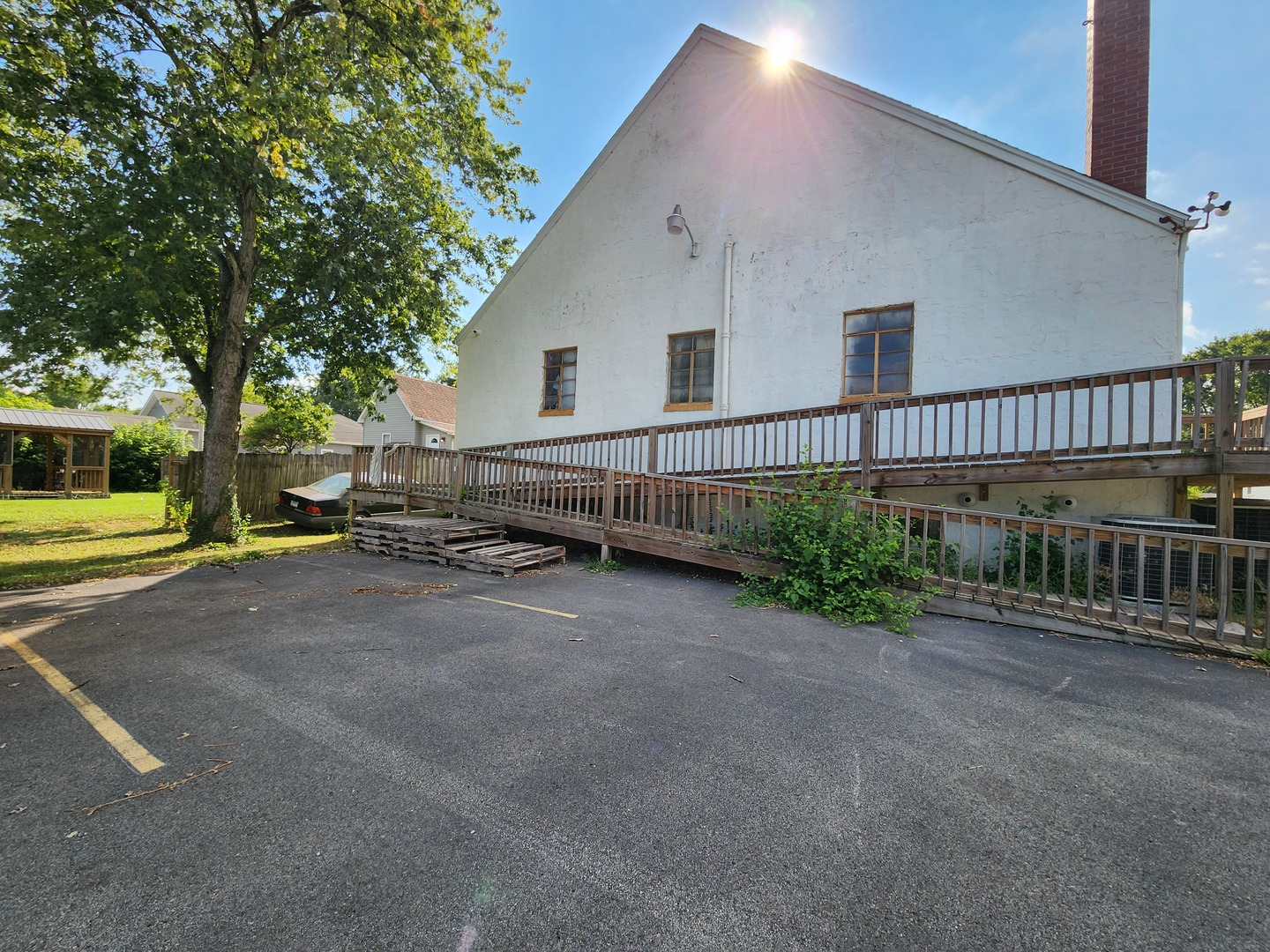 409 S Hill Street Property Photo 26