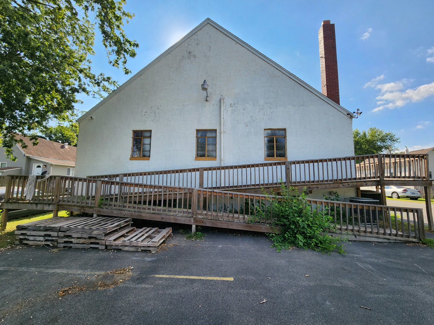 409 S Hill Street Property Photo 27