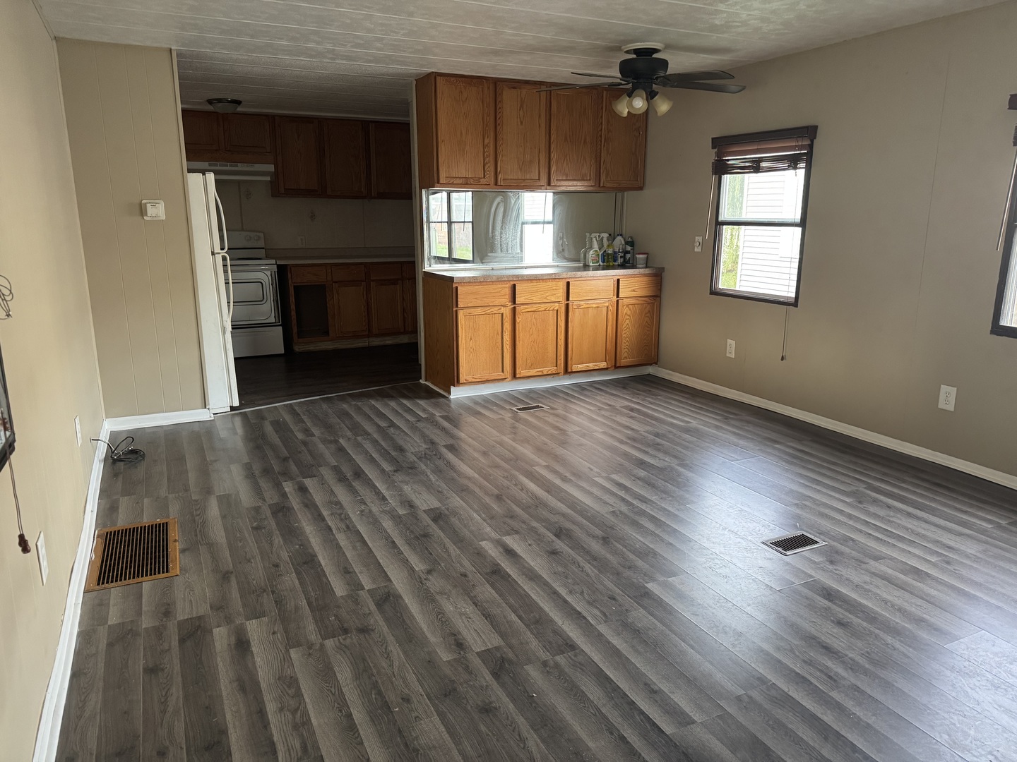 8800 S Harlem Avenue 1877 Property Photo 3