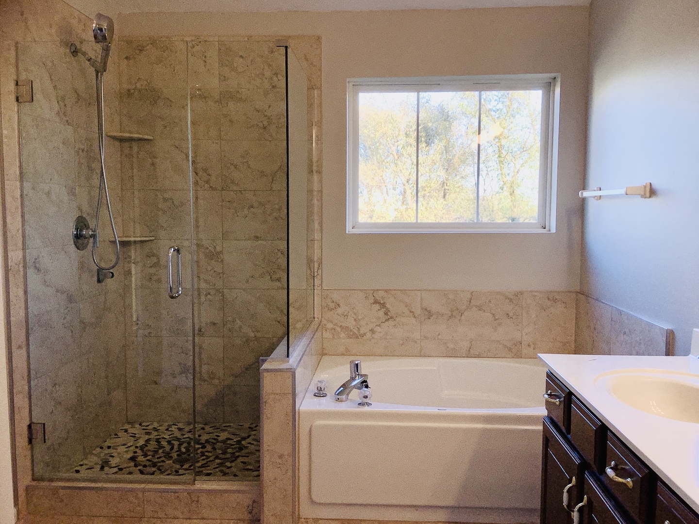 75 Woodview Drive Property Photo 12