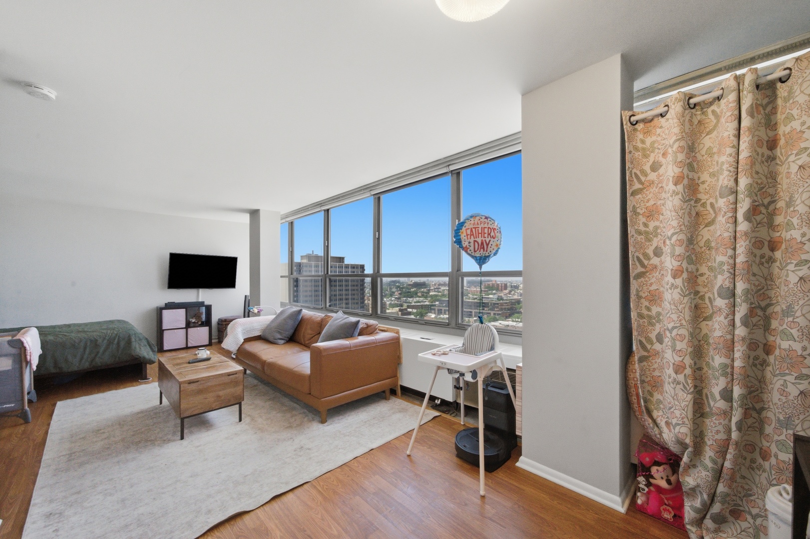 3550 N Lake Shore Drive 1714 Property Photo 8
