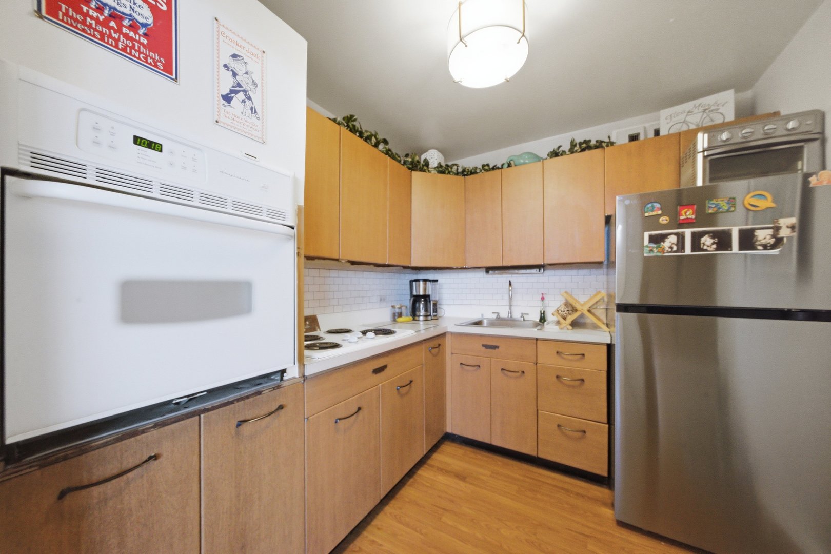 3550 N Lake Shore Drive 1714 Property Photo 12