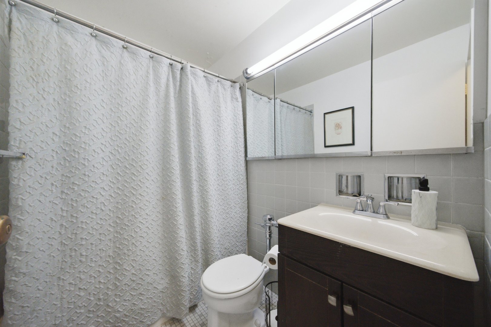 3550 N Lake Shore Drive 1714 Property Photo 15
