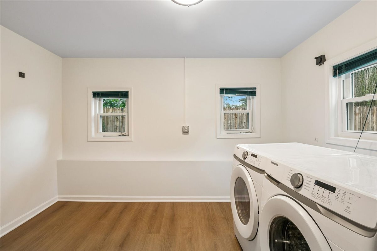 692 Cherry Avenue B Property Photo 19