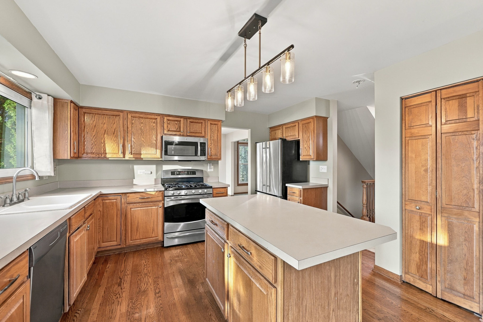 170 Salford Drive Property Photo 11