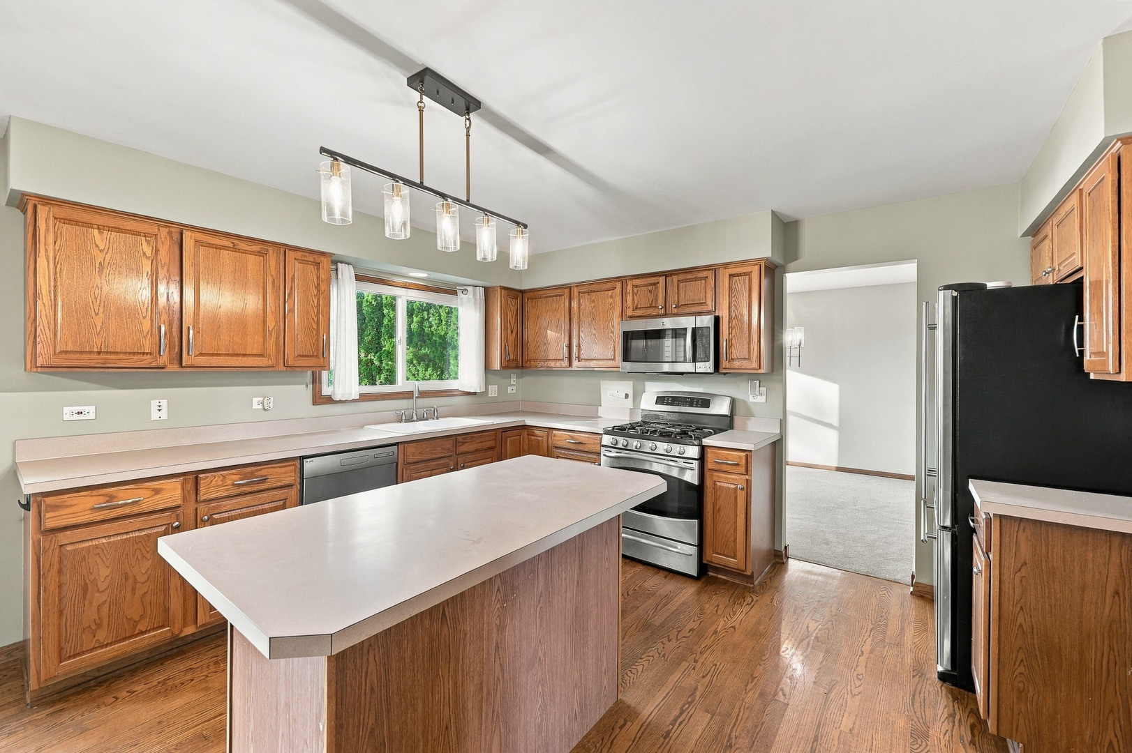 170 Salford Drive Property Photo 13