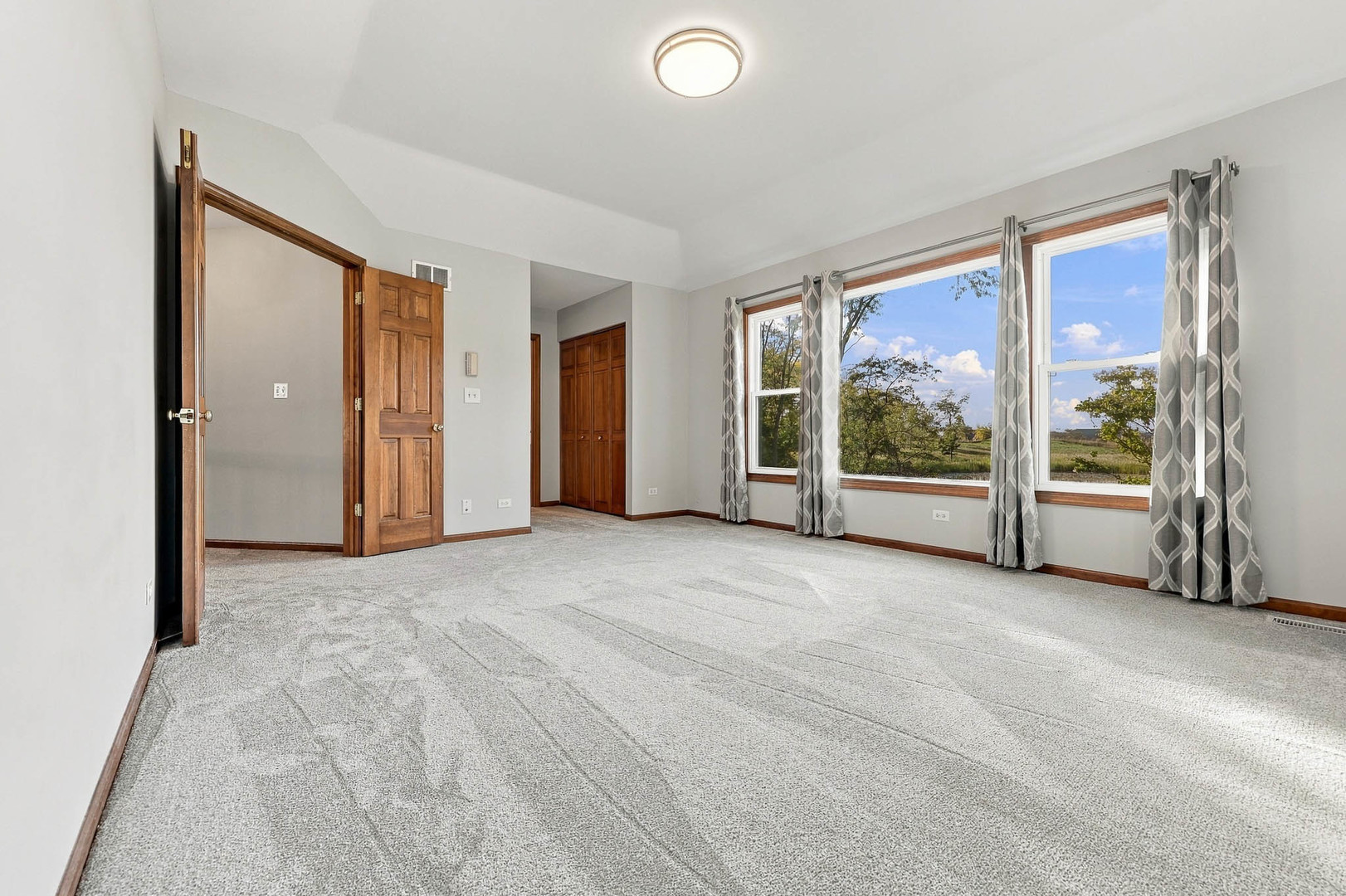 170 Salford Drive Property Photo 18