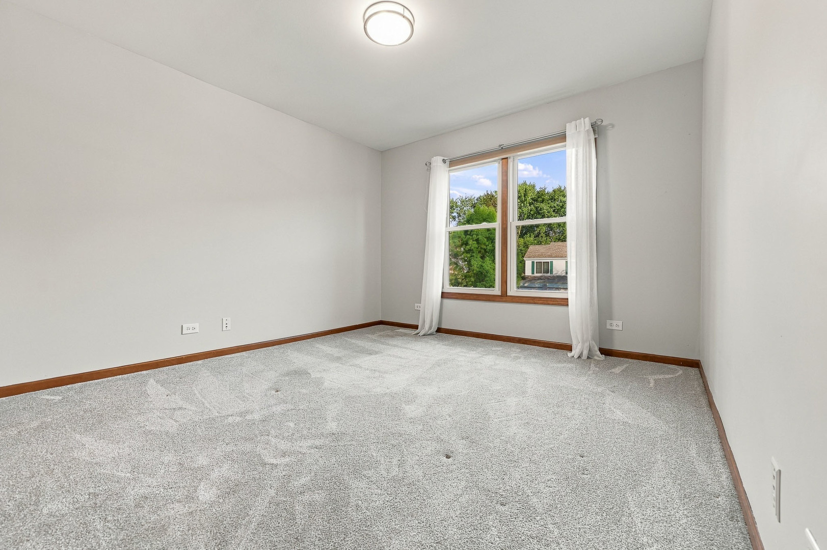 170 Salford Drive Property Photo 25
