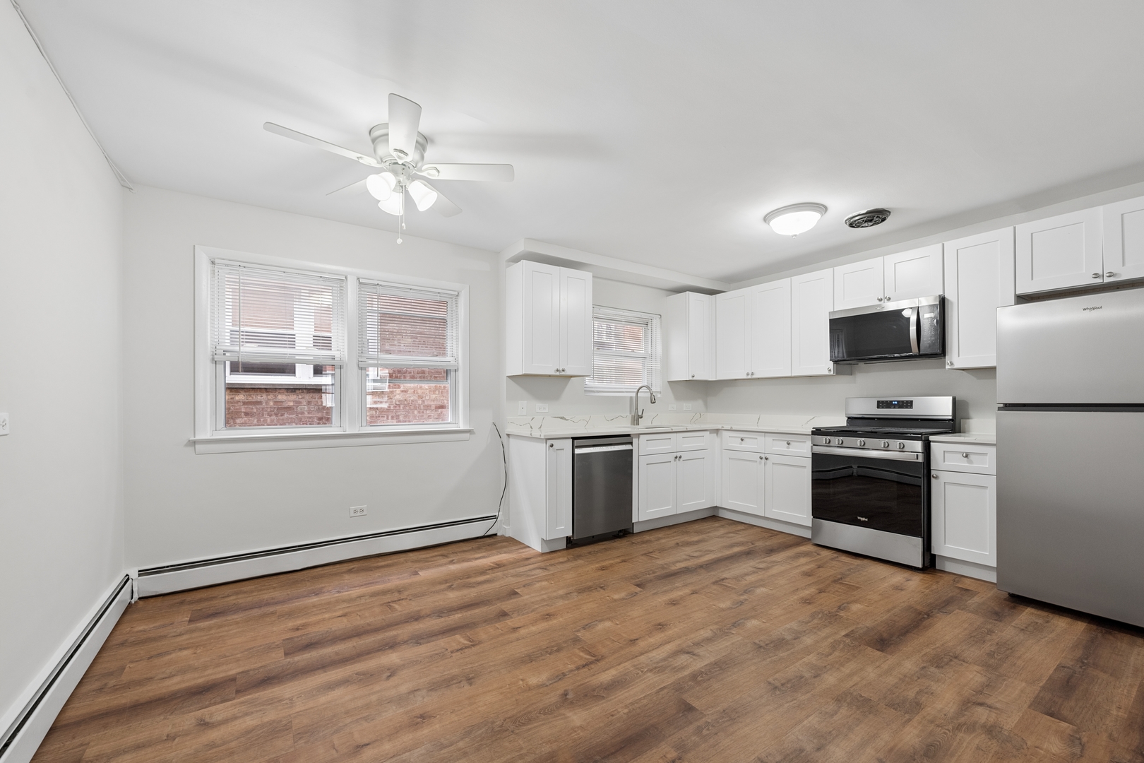 1921 S Harlem Avenue 1w Property Photo 4