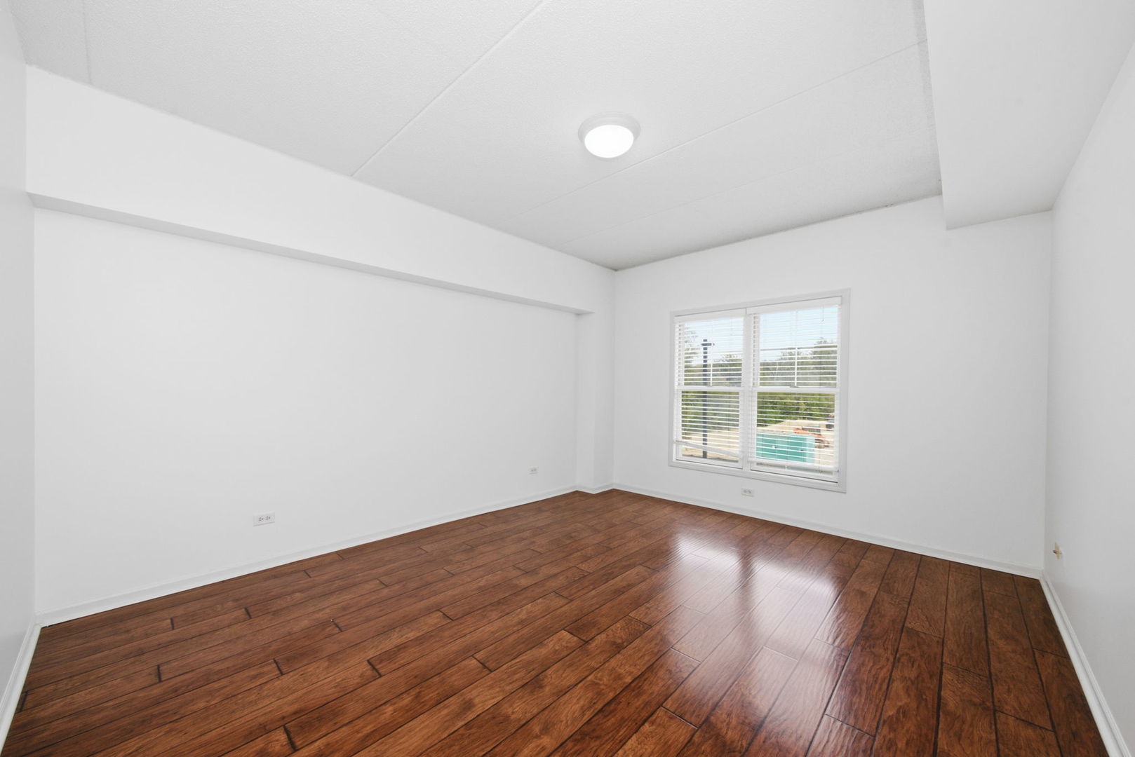 125 Lakeview Drive 207 Property Photo 9