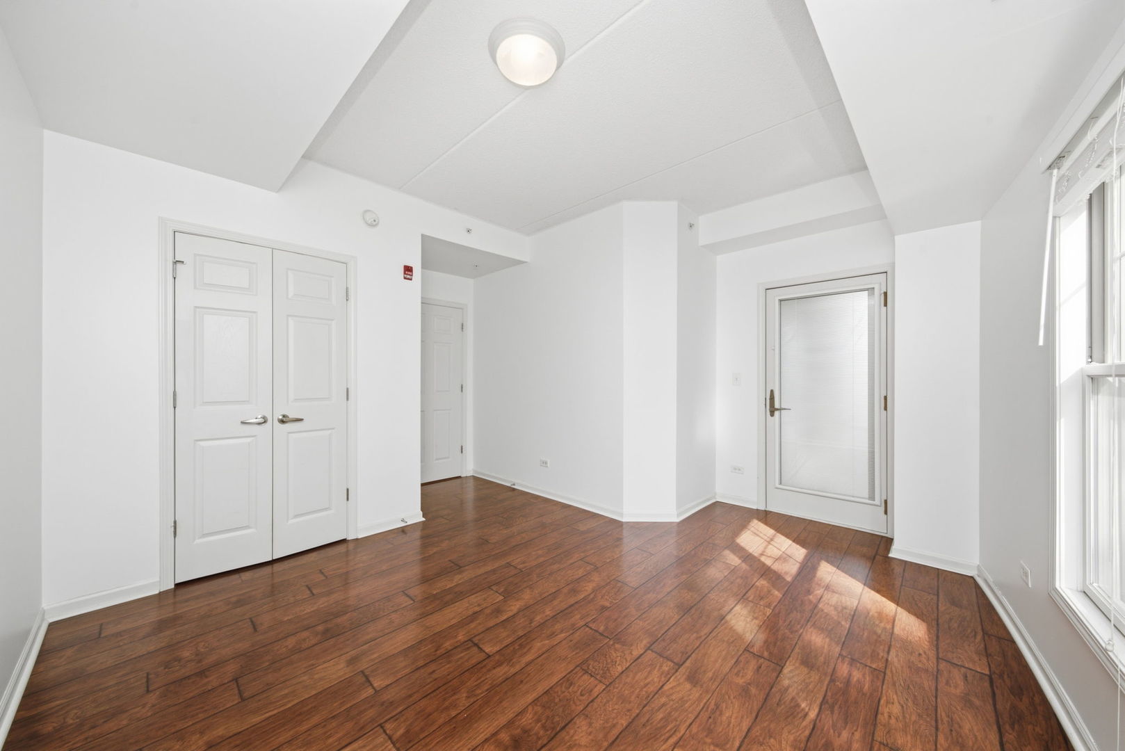125 Lakeview Drive 207 Property Photo 12