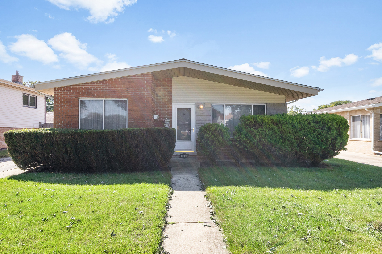 8441 W Madison Drive Property Photo 1