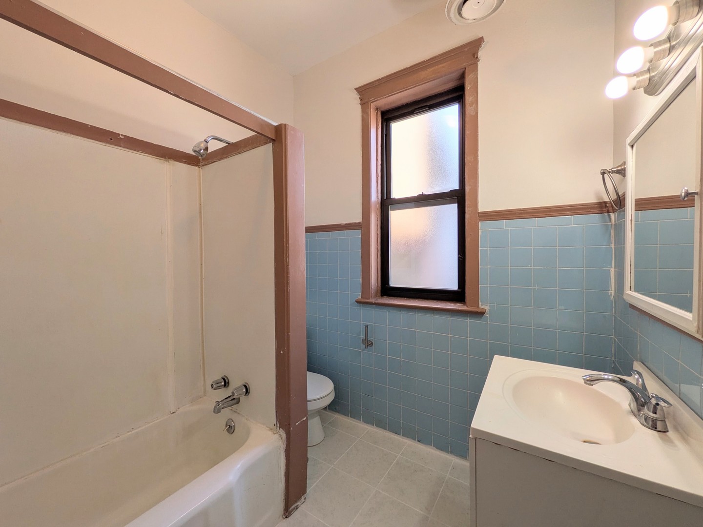 4943 N Winthrop Avenue 3 Property Photo 17