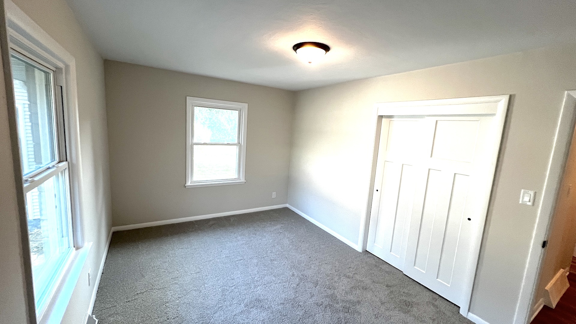 105 W Jackson Street Property Photo 13