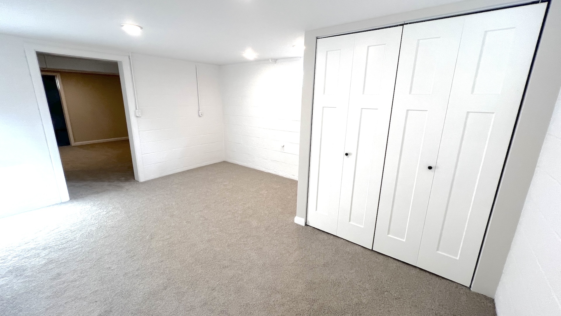 105 W Jackson Street Property Photo 16