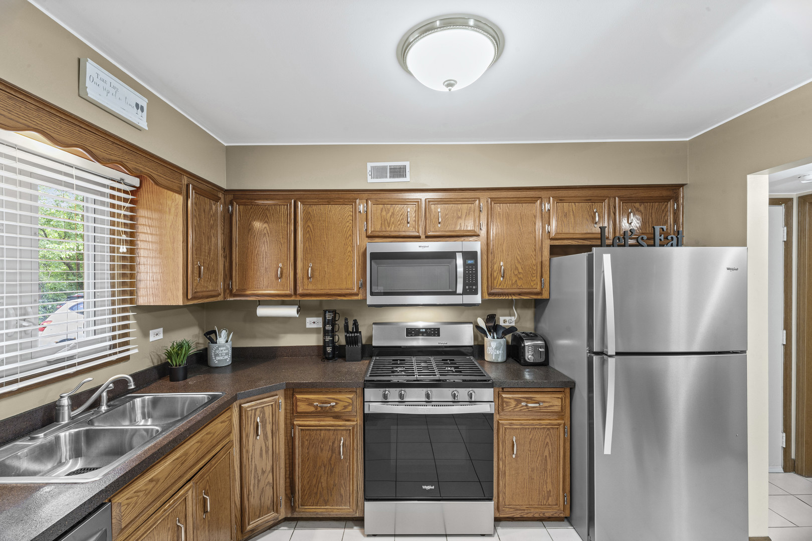 237 N Walnut Street L Property Photo 6
