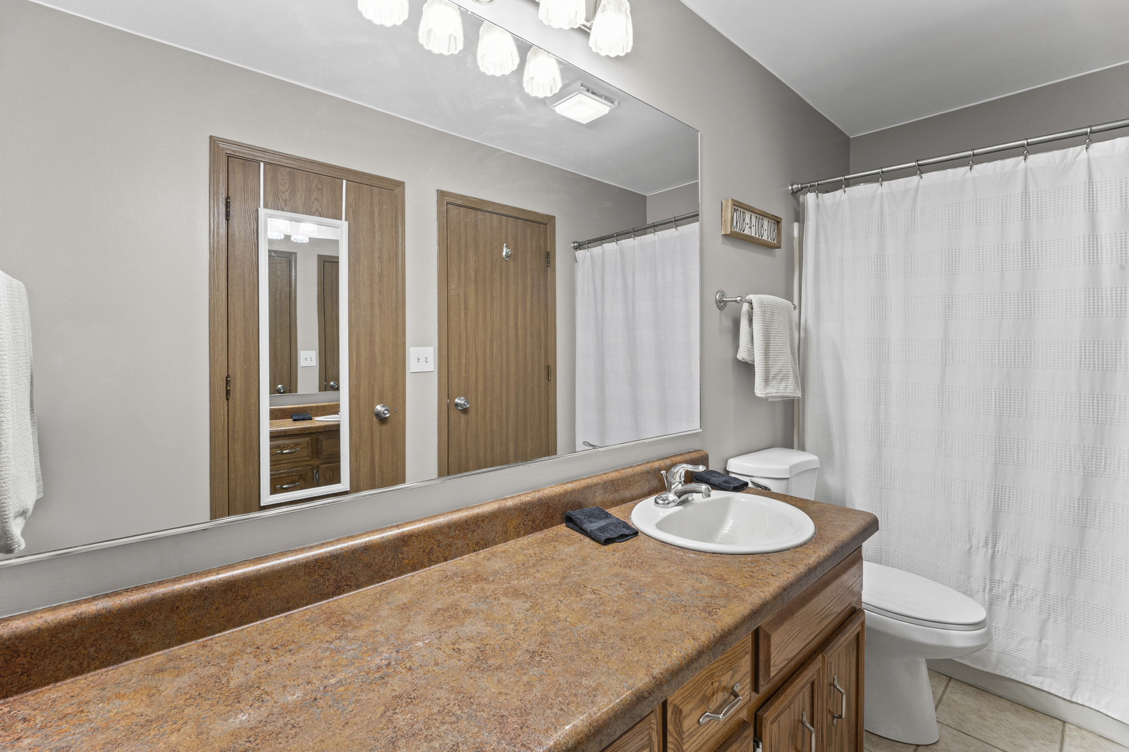237 N Walnut Street L Property Photo 13