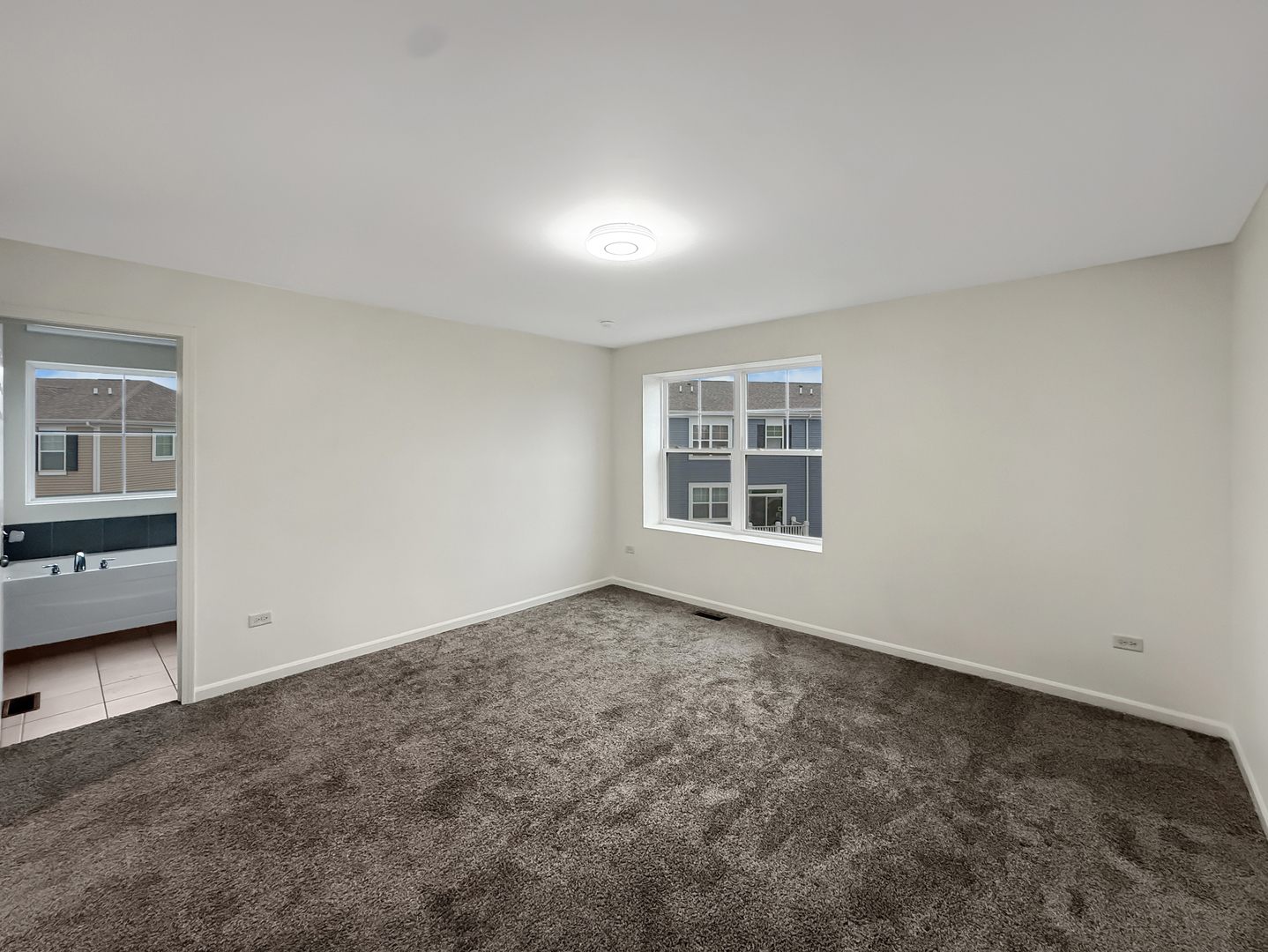1582 Albany Street Property Photo 10