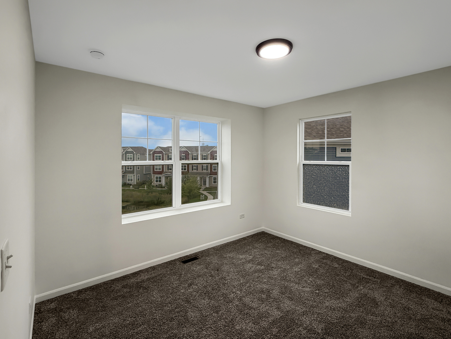 1582 Albany Street Property Photo 18